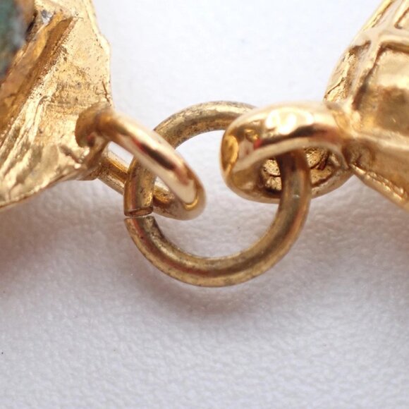 CHANEL Matelasse Diamond Shape Drop Earrings Rhinestone Clip-On Gold - Picture 10 of 10